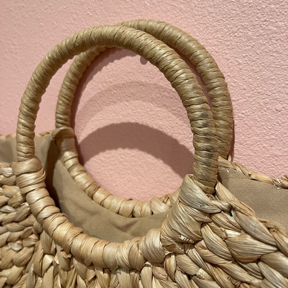 Tiki Straw Tote Handbag 🍹 - Picture 5 of 5